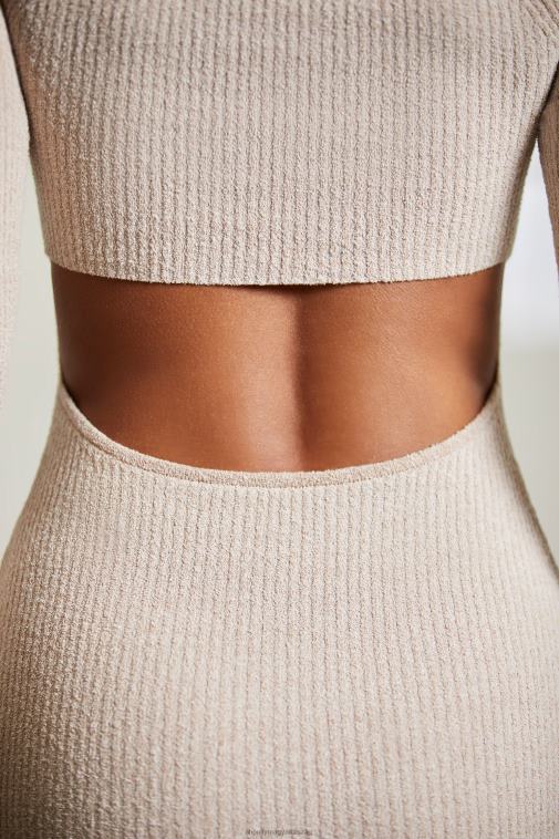 nők Oh Polly bézs signe hosszú ujjú kivágott maxi ruha 6F8P8274