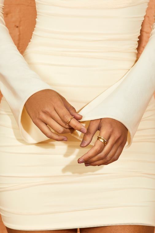 nők Oh Polly elefántcsont Odyssey bolyhos ujjú miniruha 6F8P8307